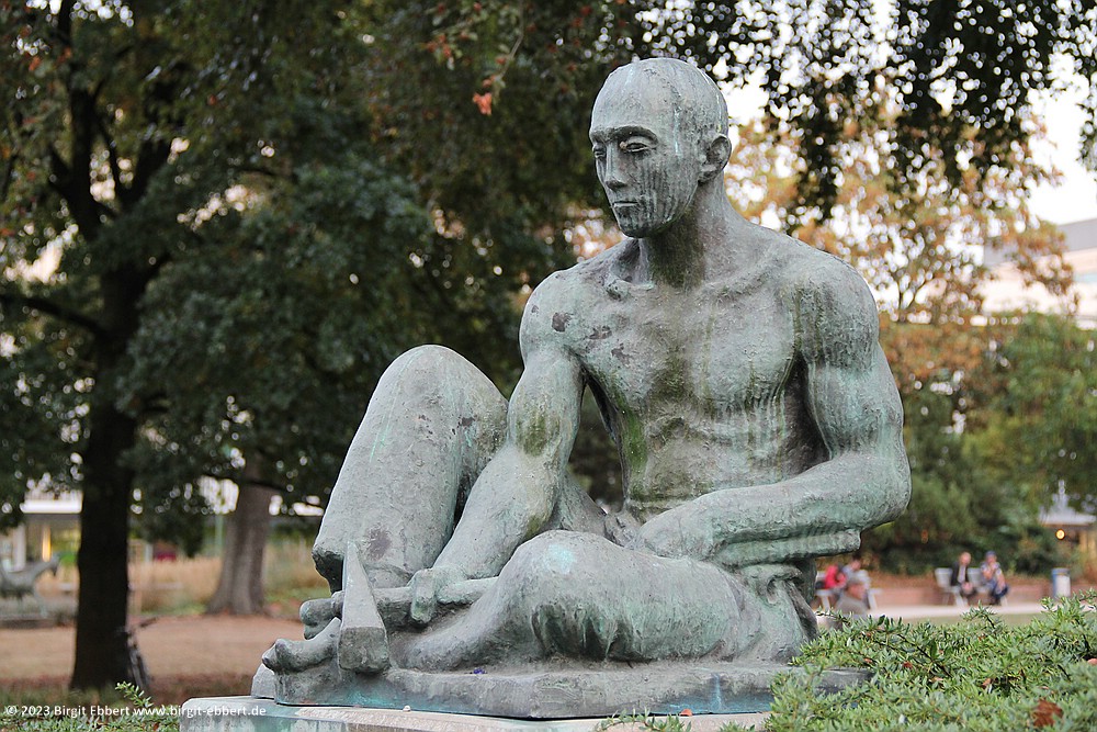 Milly Steger Hagener Stadtbildhauerin (18811948) Vergessene Frauen